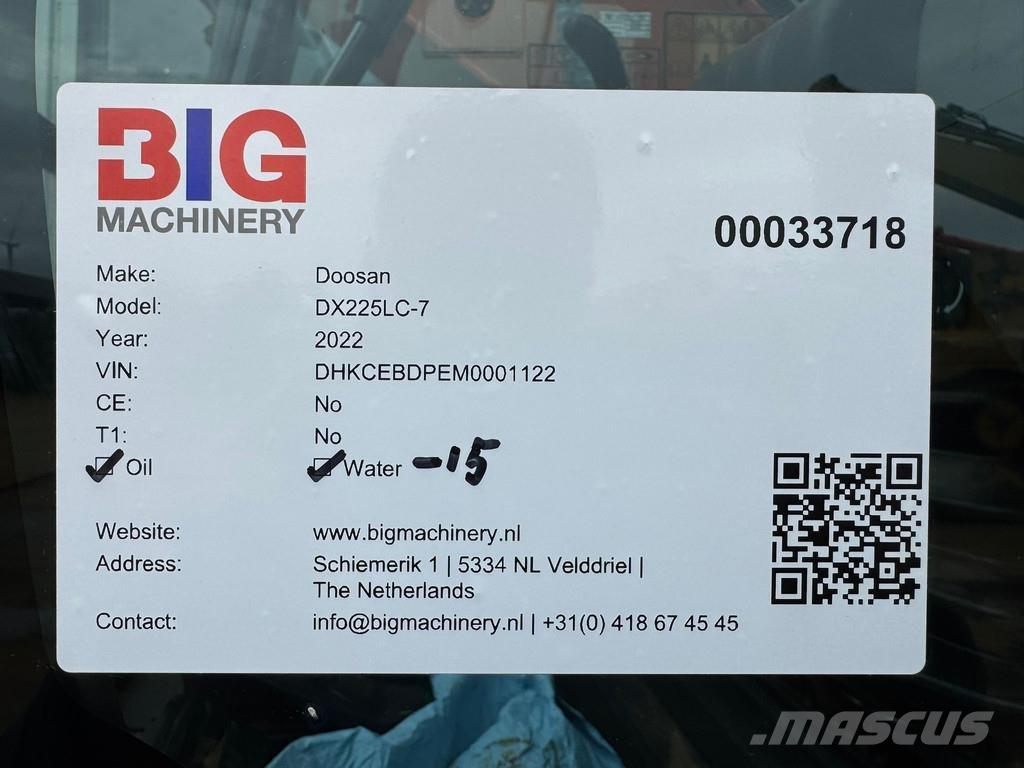 Doosan DX225LC-7 Bageri guseničari