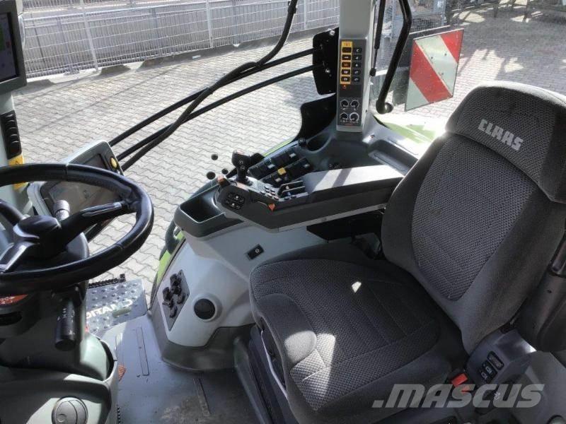 CLAAS AXION 810 Traktori
