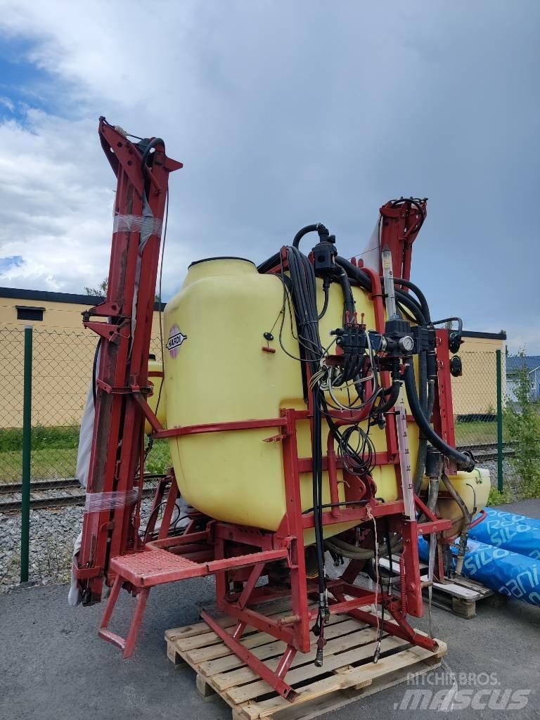 Hardi Master Twin Montirane prskalice