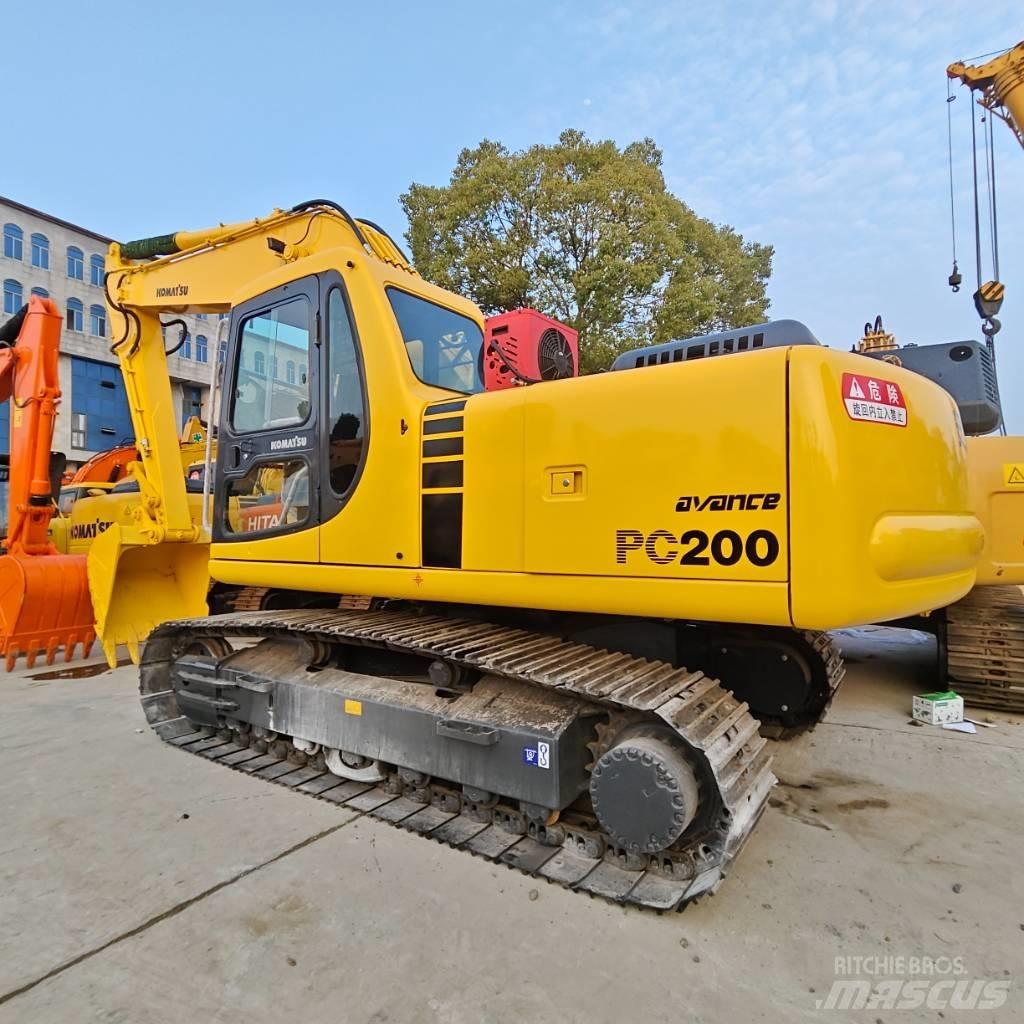 Komatsu PC 200-6 Bageri guseničari