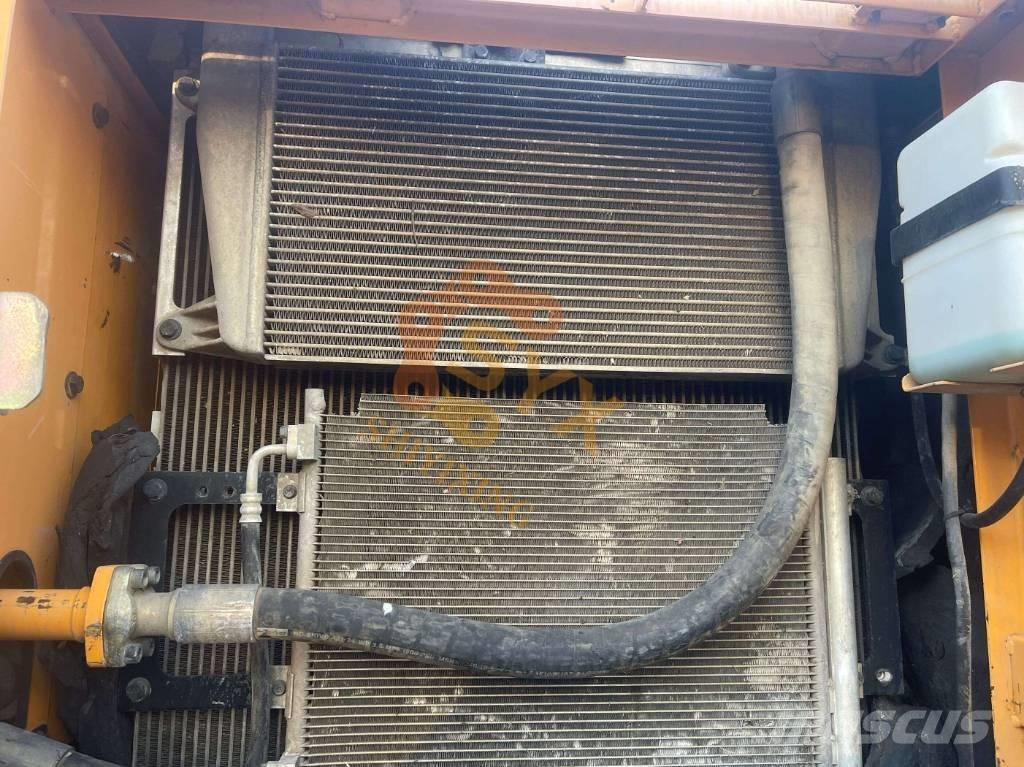 Hyundai Robex 225 Bageri guseničari