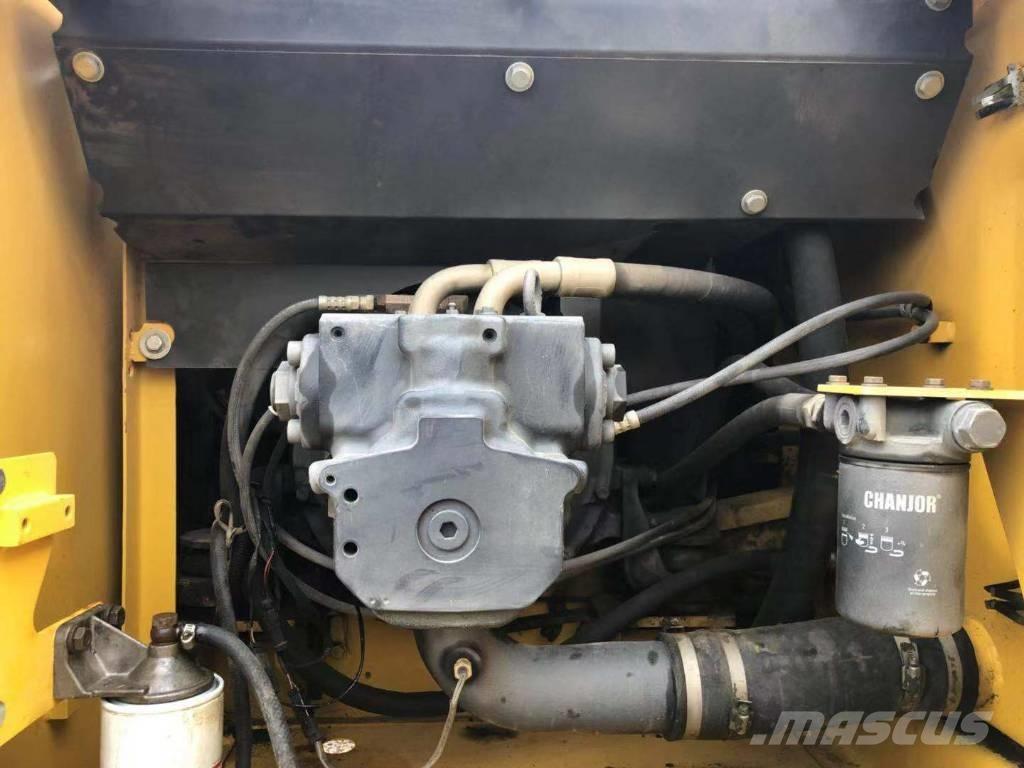 Komatsu pc200-7 Bageri guseničari