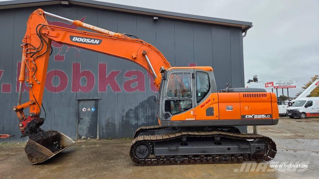 Doosan DX 225 LC Bageri guseničari