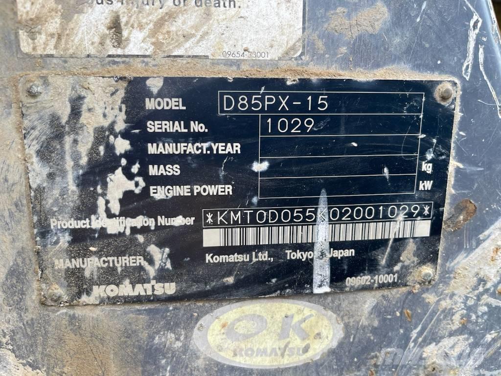 Komatsu D 85 PX-15 Buldožeri guseničari