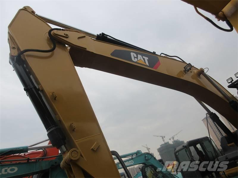 CAT 320 D Bageri guseničari