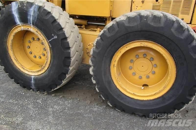 CAT 140H Grejderi
