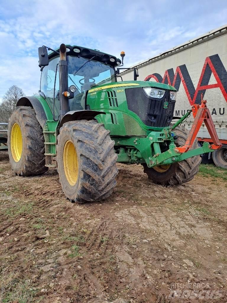 John Deere 6190R Traktori