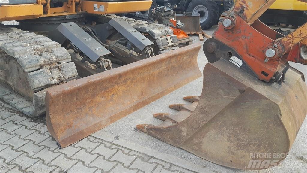 CASE CX 130 B Bageri guseničari