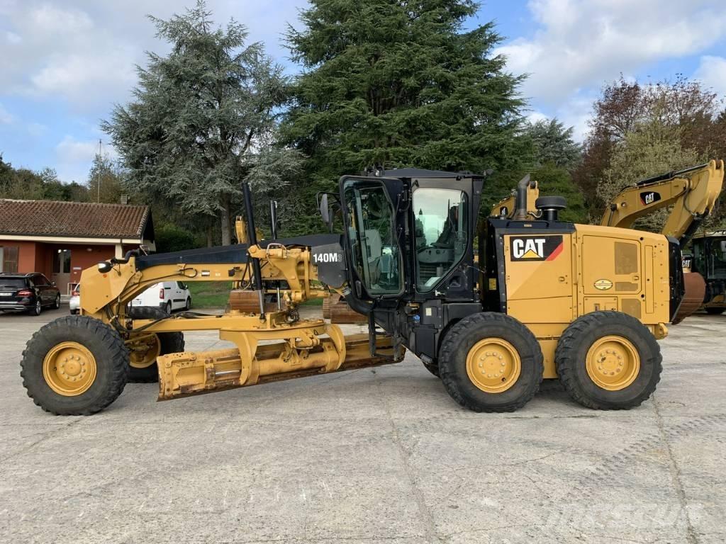 CAT 140 M 3 Grejderi