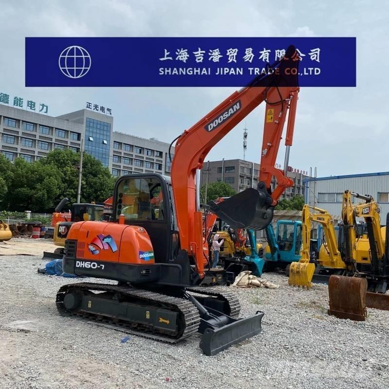 Doosan DH 60 Bageri guseničari