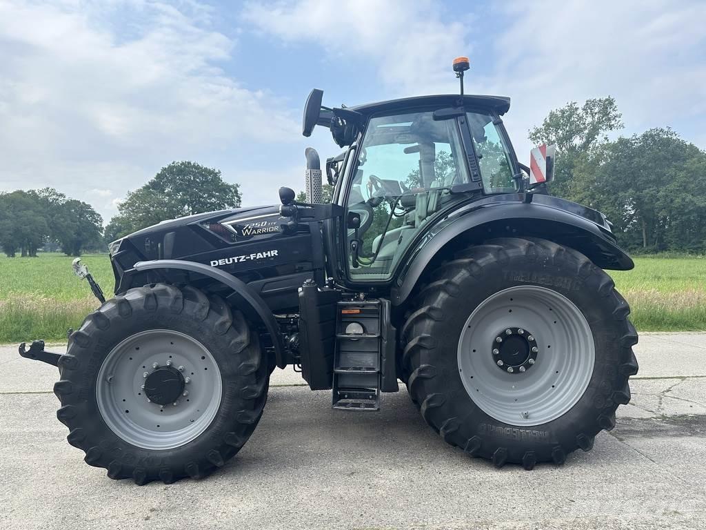 Deutz-Fahr 7250TTV Traktori