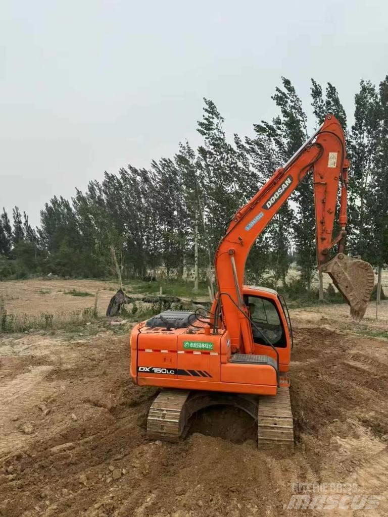 Doosan DX150 Bageri guseničari