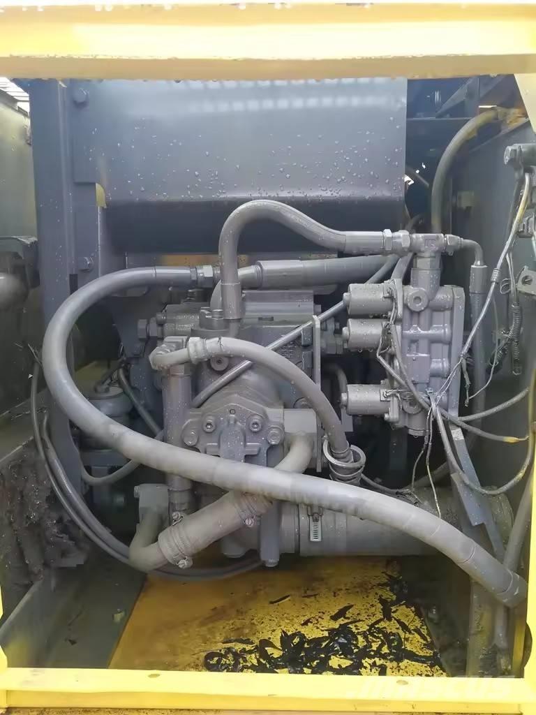 Komatsu PC 120 Bageri guseničari