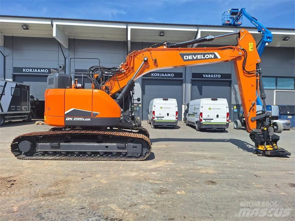 Doosan DX235LCR-7 Bageri guseničari
