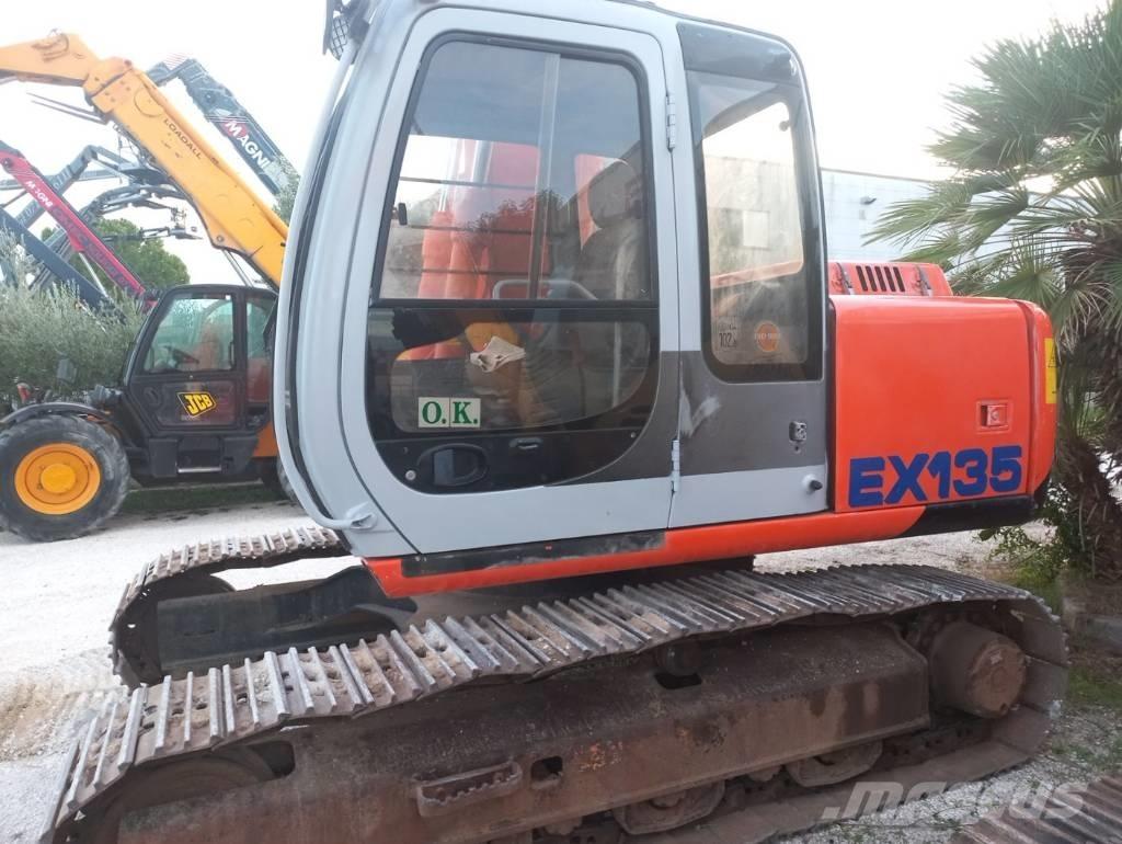 Fiat-Kobelco EX135 Bageri guseničari