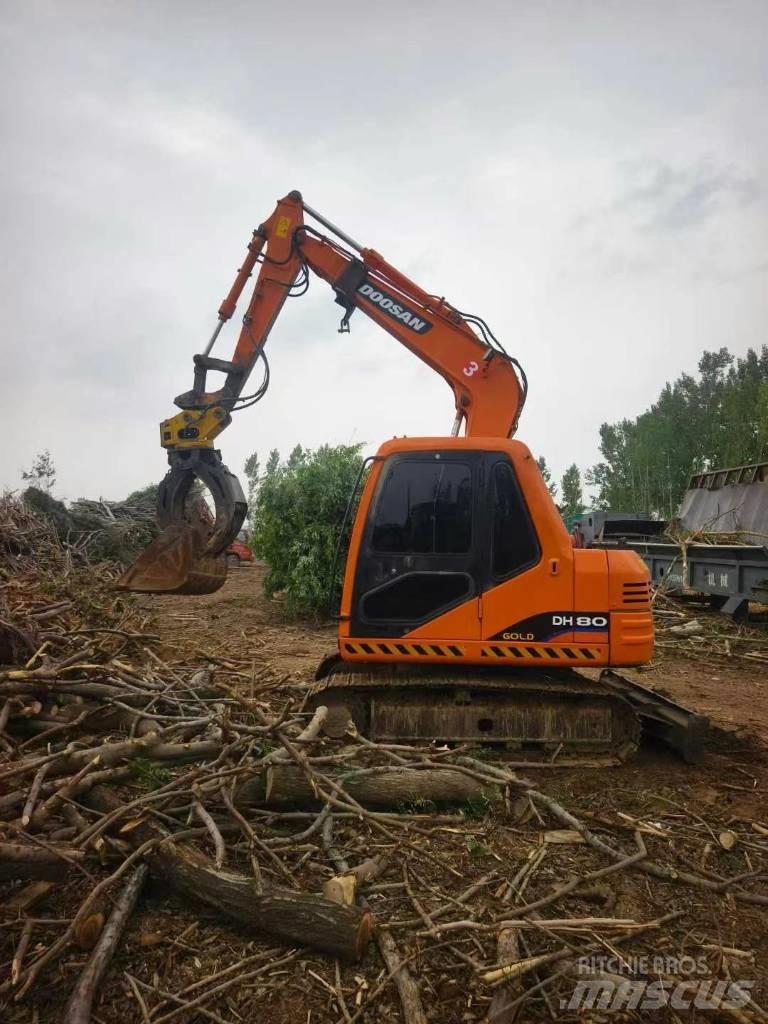 Doosan DH80 Bageri guseničari