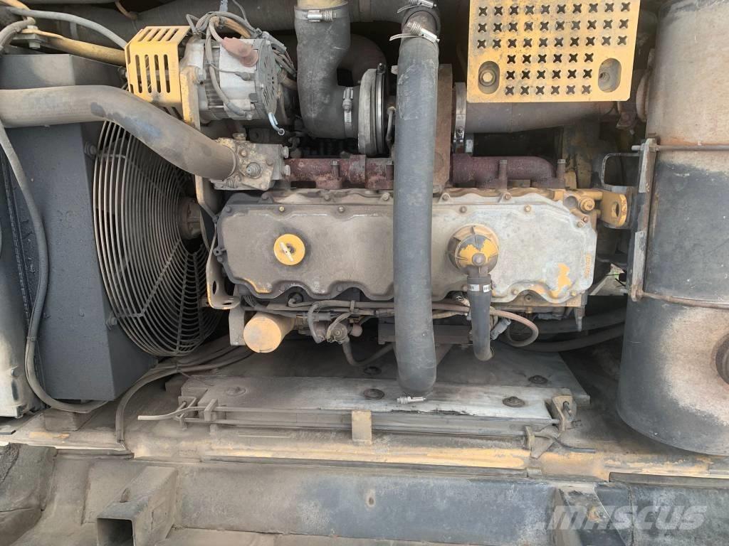 CAT M 325 C L MH Bageri za prenos primarnih/sekundarnih sirovina