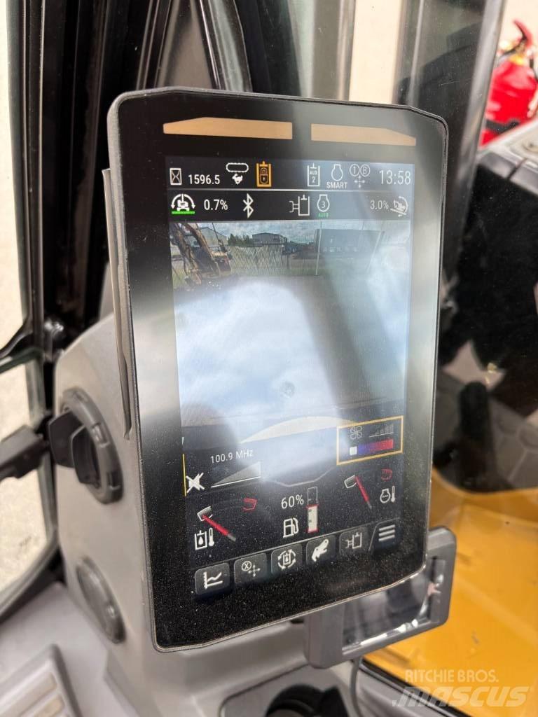 CAT 310 Bageri guseničari