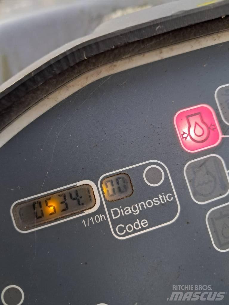 Hamm HD 8 VV Valjci sa duplim bubnjem