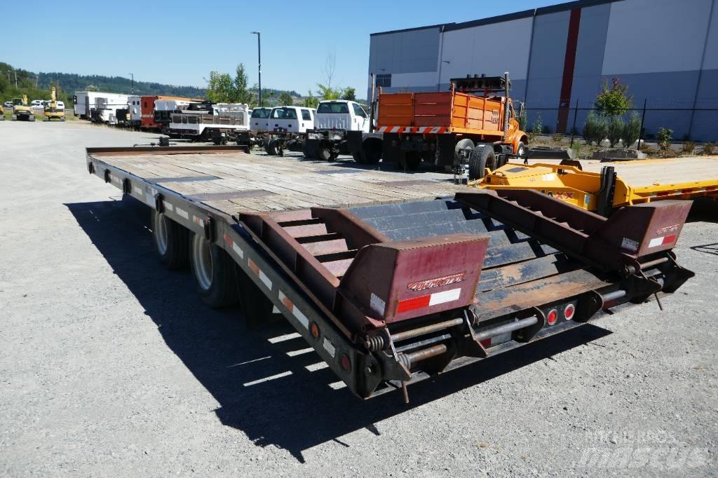 TOWMASTER T-40LP Autotransporter prikolice