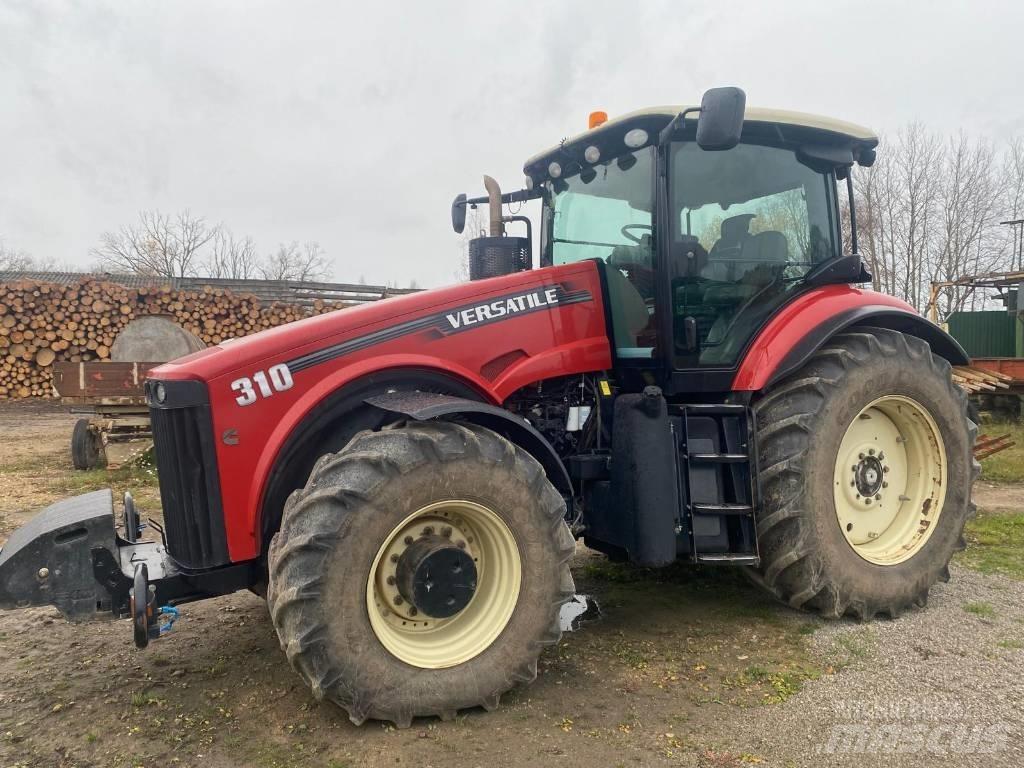 Versatile 310 Traktori