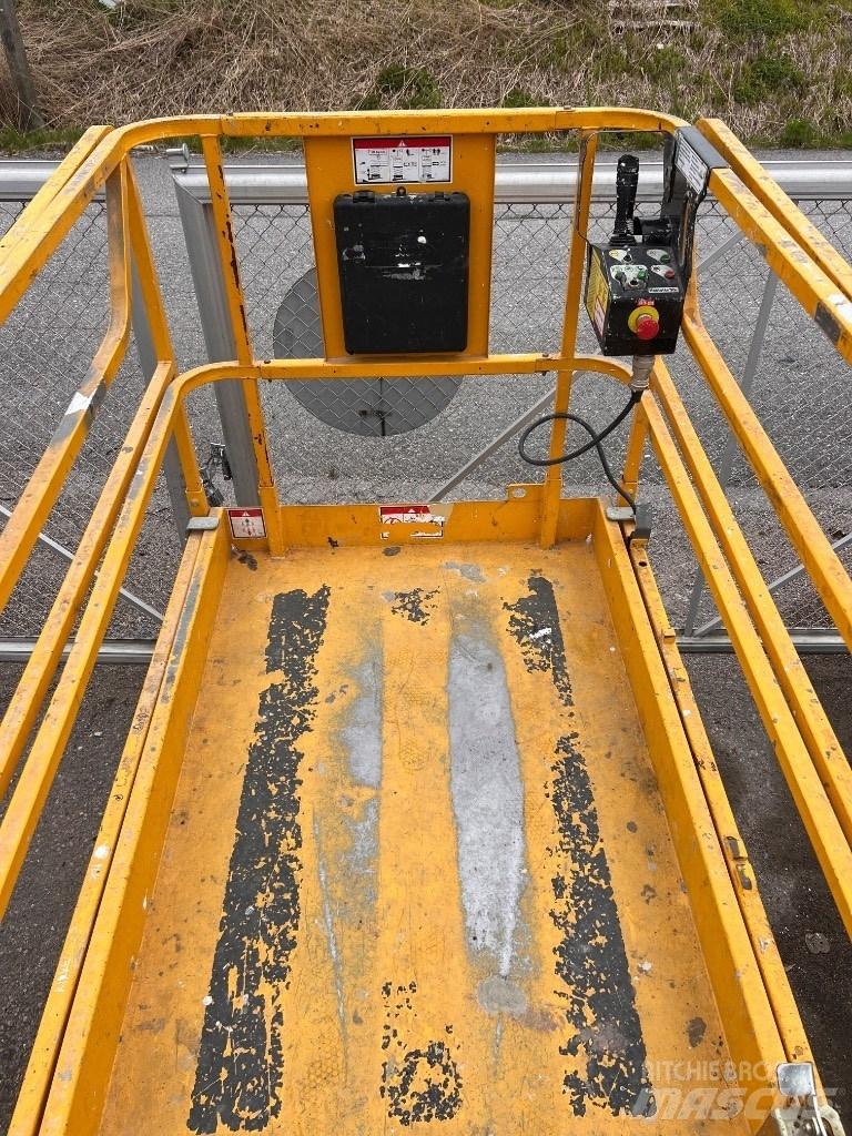 Haulotte Compact 12 Makazaste platforme