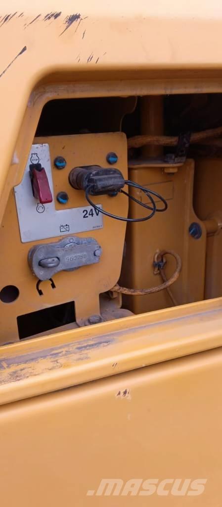 CAT 730 C 2 Zglobni damperi