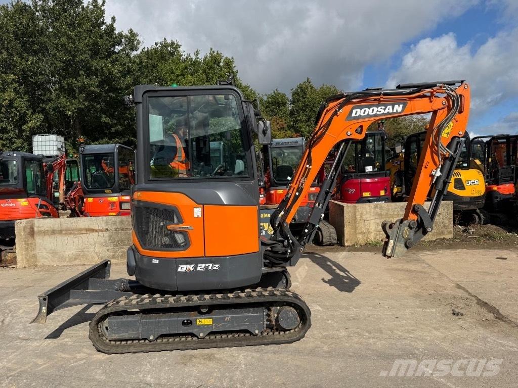 Doosan DX27Z-7 Mini bageri < 7t