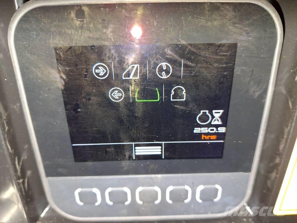 Forst ST6D Drobilice drva / čiperi