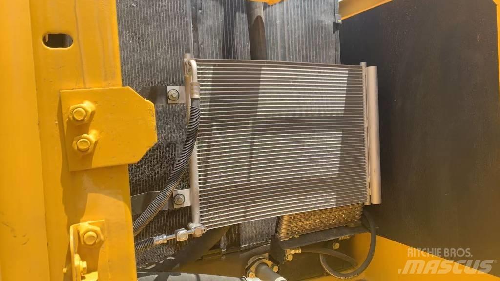 Komatsu PC 200 Bageri guseničari