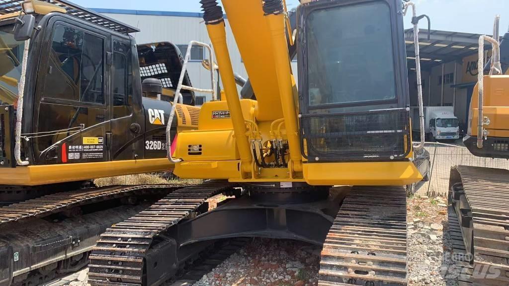Komatsu PC 200 Bageri guseničari