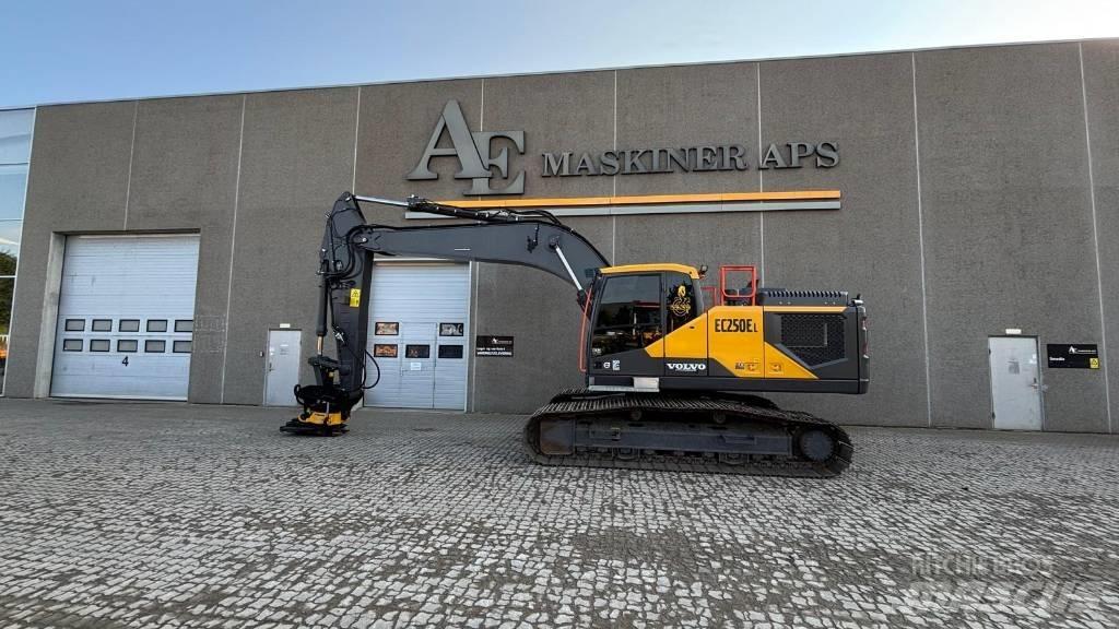 Volvo EC 250 EL Bageri guseničari