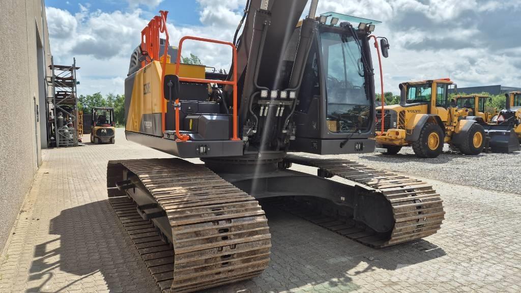 Volvo EC 250 EL Bageri guseničari