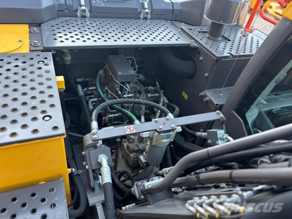 Volvo EC 250 EL Bageri guseničari