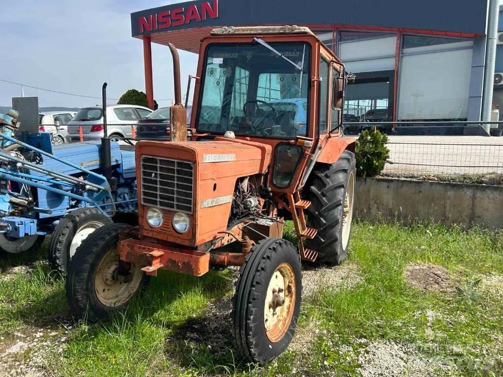 Belarus MTZ 560 Traktori