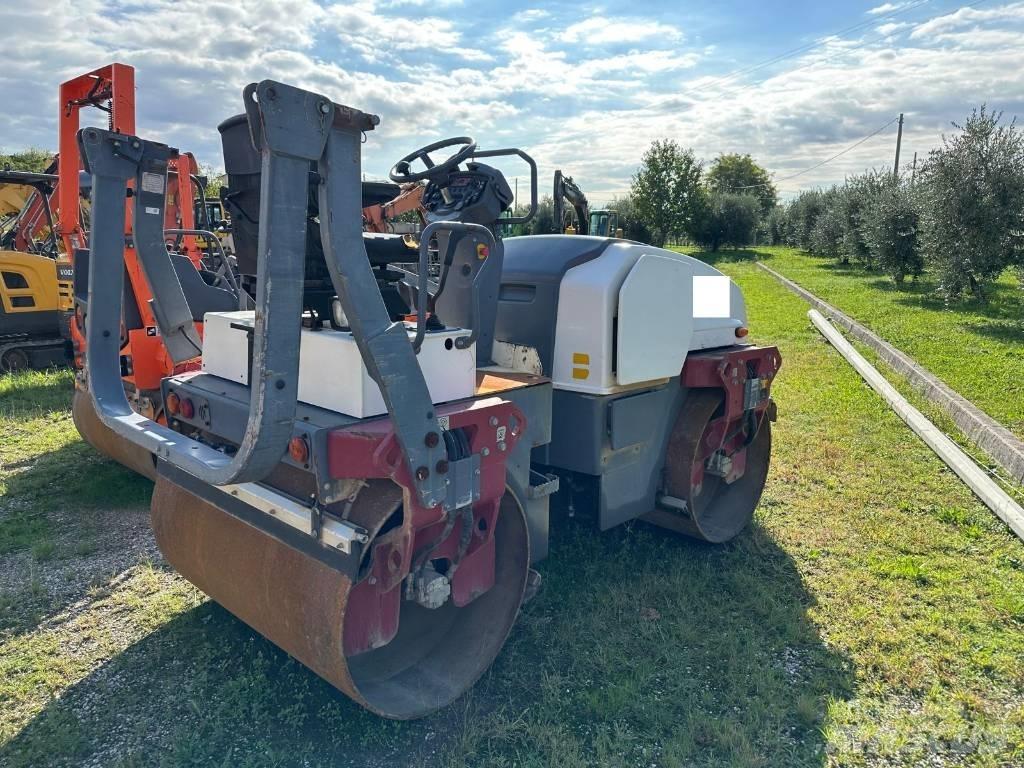 Dynapac CC 1300 Valjci sa duplim bubnjem