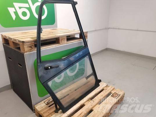 CAT TH337C door Kabine i unutrašnjost