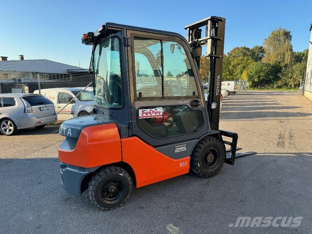 Toyota 02-8FDF25 Dizelski viljuškari