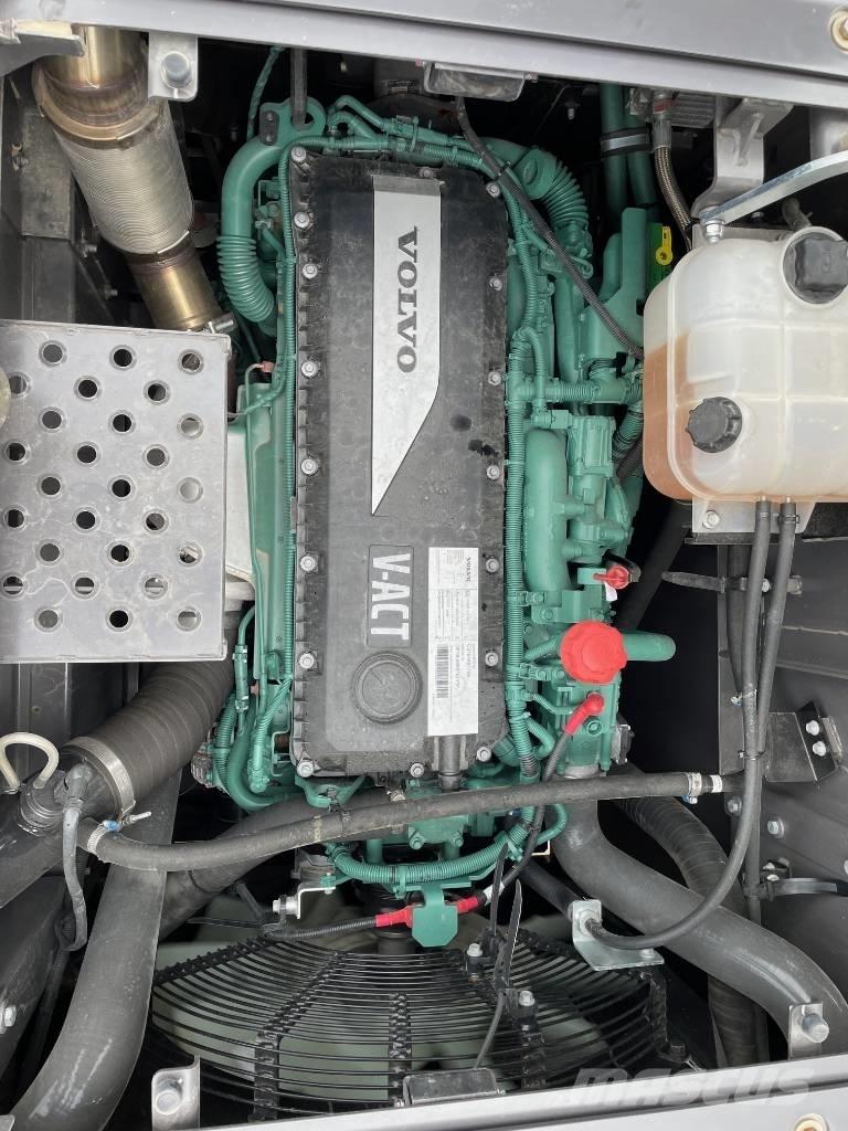 Volvo EC250E Bageri guseničari