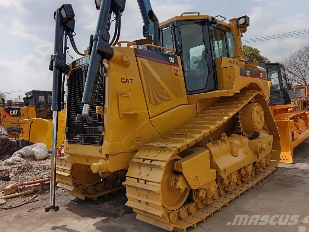 CAT D 8 T Buldožeri guseničari