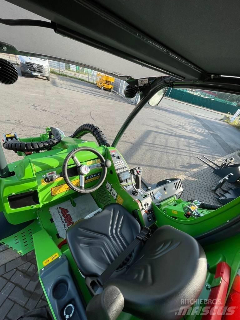 Avant 860 i Utovarivači na točkove