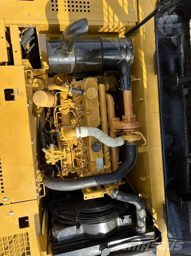 CAT 320 B Bageri guseničari