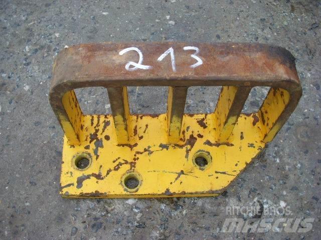CAT (213) Tritt Šasija i vešenje