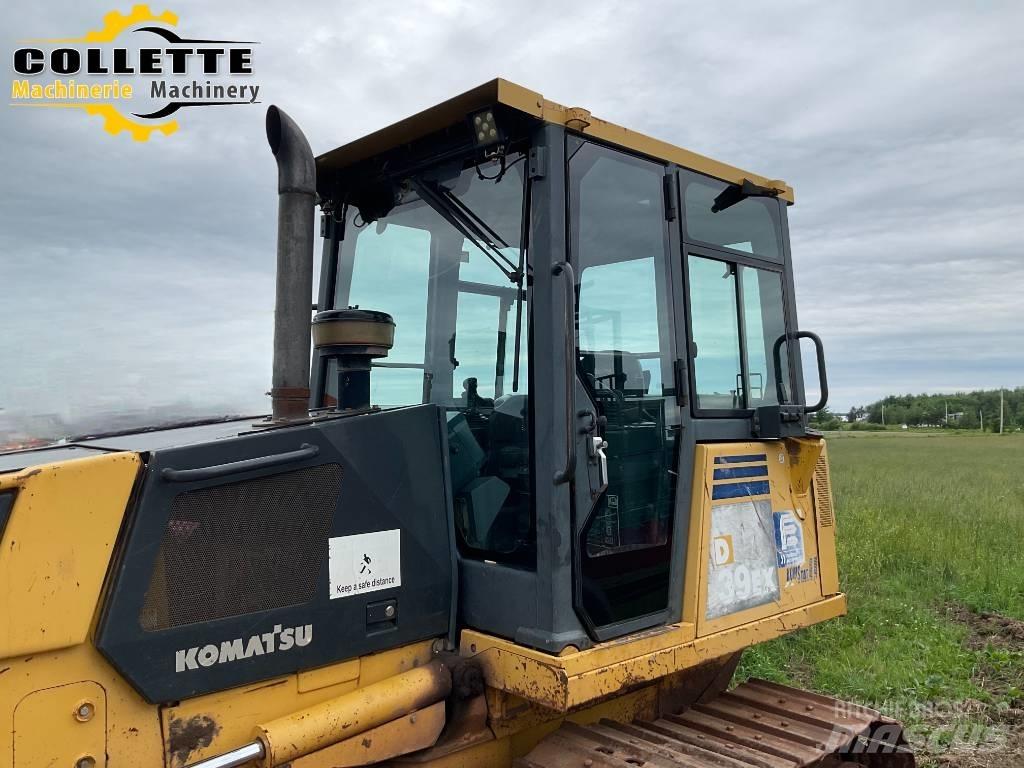 Komatsu D 39 EX-21 A Buldožeri guseničari