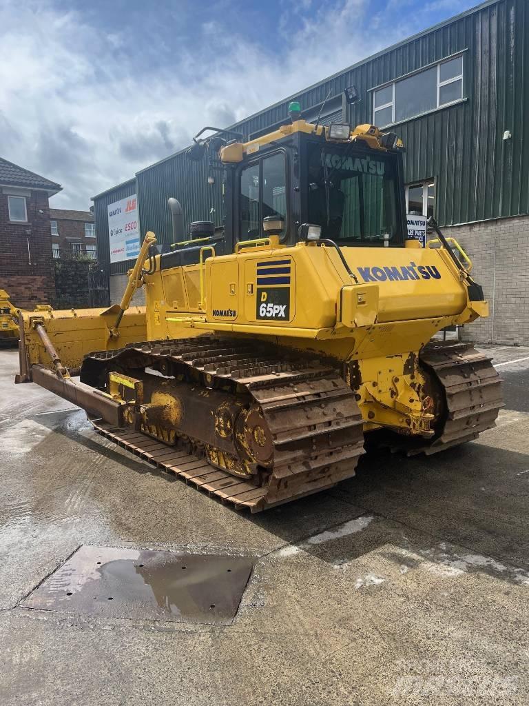 Komatsu D65PX-18E0 Buldožeri guseničari