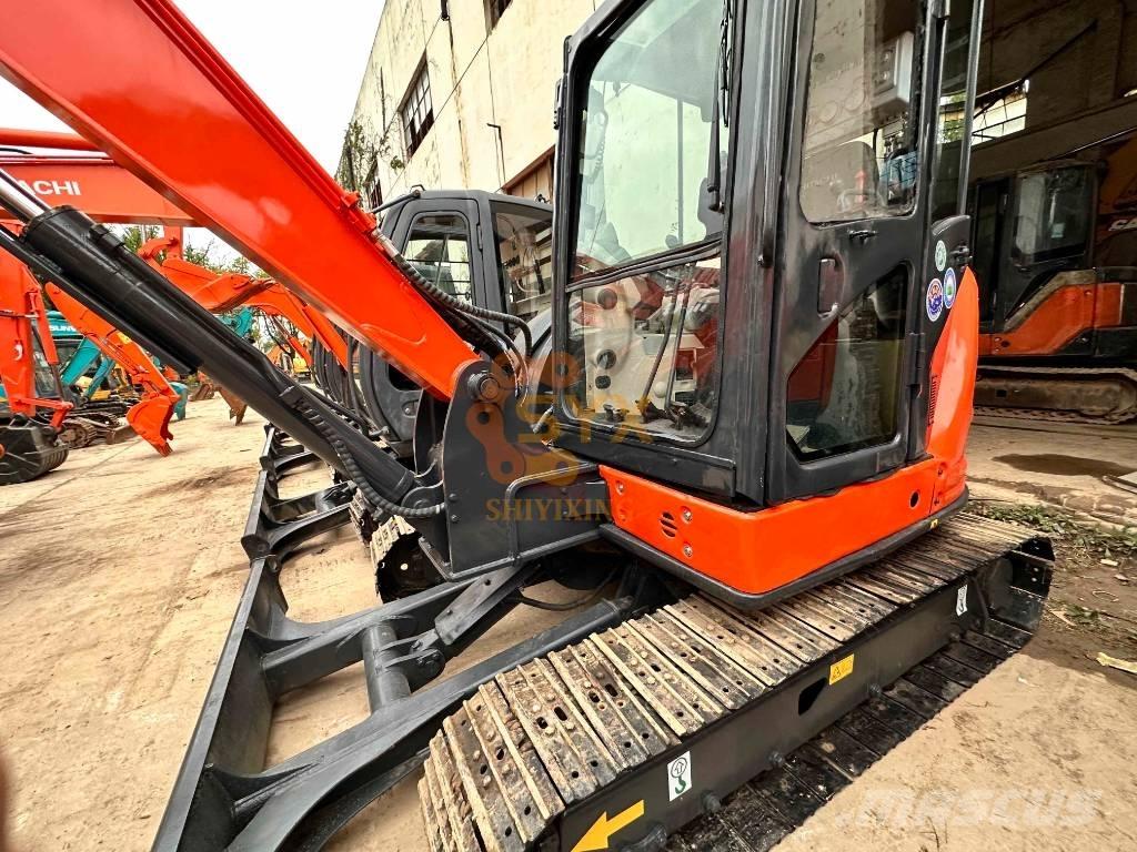 Hitachi ZX 68USR-5A Mini bageri < 7t