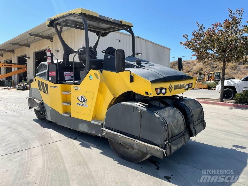Bomag BW28RH Gumeni valjci na točkovima