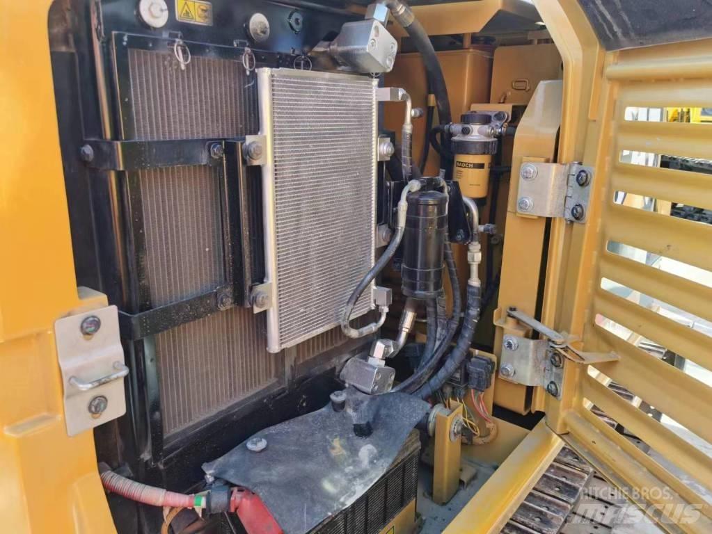 CAT 305.5E2 Bageri guseničari
