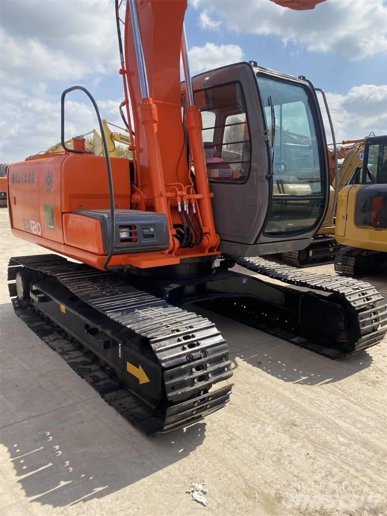 Hitachi EX120 Bageri guseničari