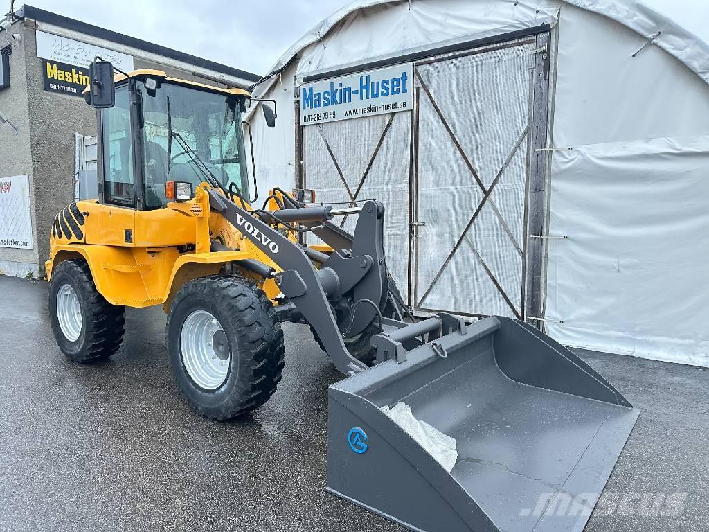 Volvo L30B Utovarivači na točkove